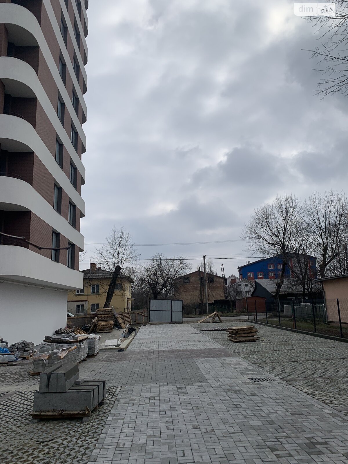 Продажа однокомнатной квартиры в Ивано-Франковске, на ул. Независимости (Горького), район Майзли фото 1 Продажа однокомнатной квартиры в Ивано-Франковске, на ул. Независимости (Горького), район Майзли фото 1