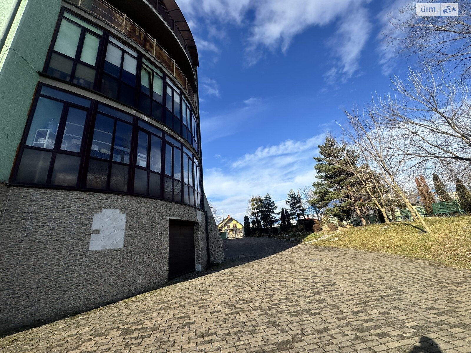 Продажа трехкомнатной квартиры в Ивано-Франковске, на ул. Микитинецкая 9Б, район Майзли фото 1 Продажа трехкомнатной квартиры в Ивано-Франковске, на ул. Микитинецкая 9Б, район Майзли фото 1