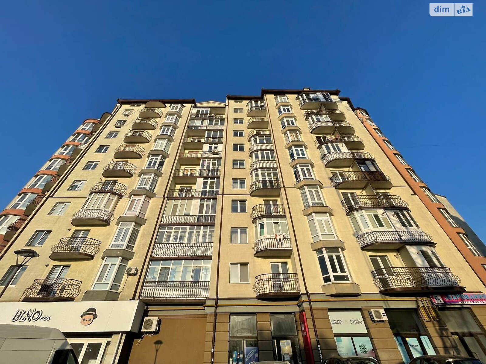 Продажа трехкомнатной квартиры в Ивано-Франковске, на ул. Независимости (Горького) 146, район Майзли фото 1 Продажа трехкомнатной квартиры в Ивано-Франковске, на ул. Независимости (Горького) 146, район Майзли фото 1