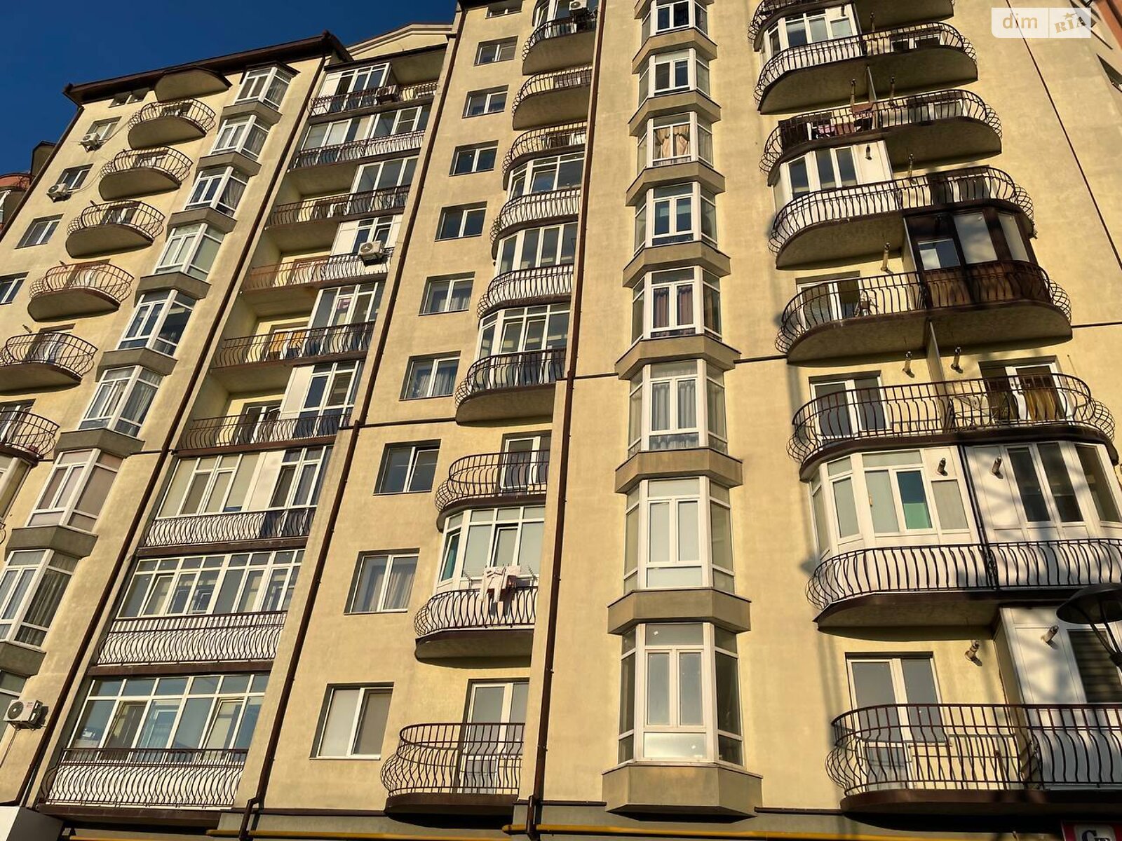 Продажа трехкомнатной квартиры в Ивано-Франковске, на ул. Независимости (Горького) 146, район Майзли фото 1 Продажа трехкомнатной квартиры в Ивано-Франковске, на ул. Независимости (Горького) 146, район Майзли фото 1