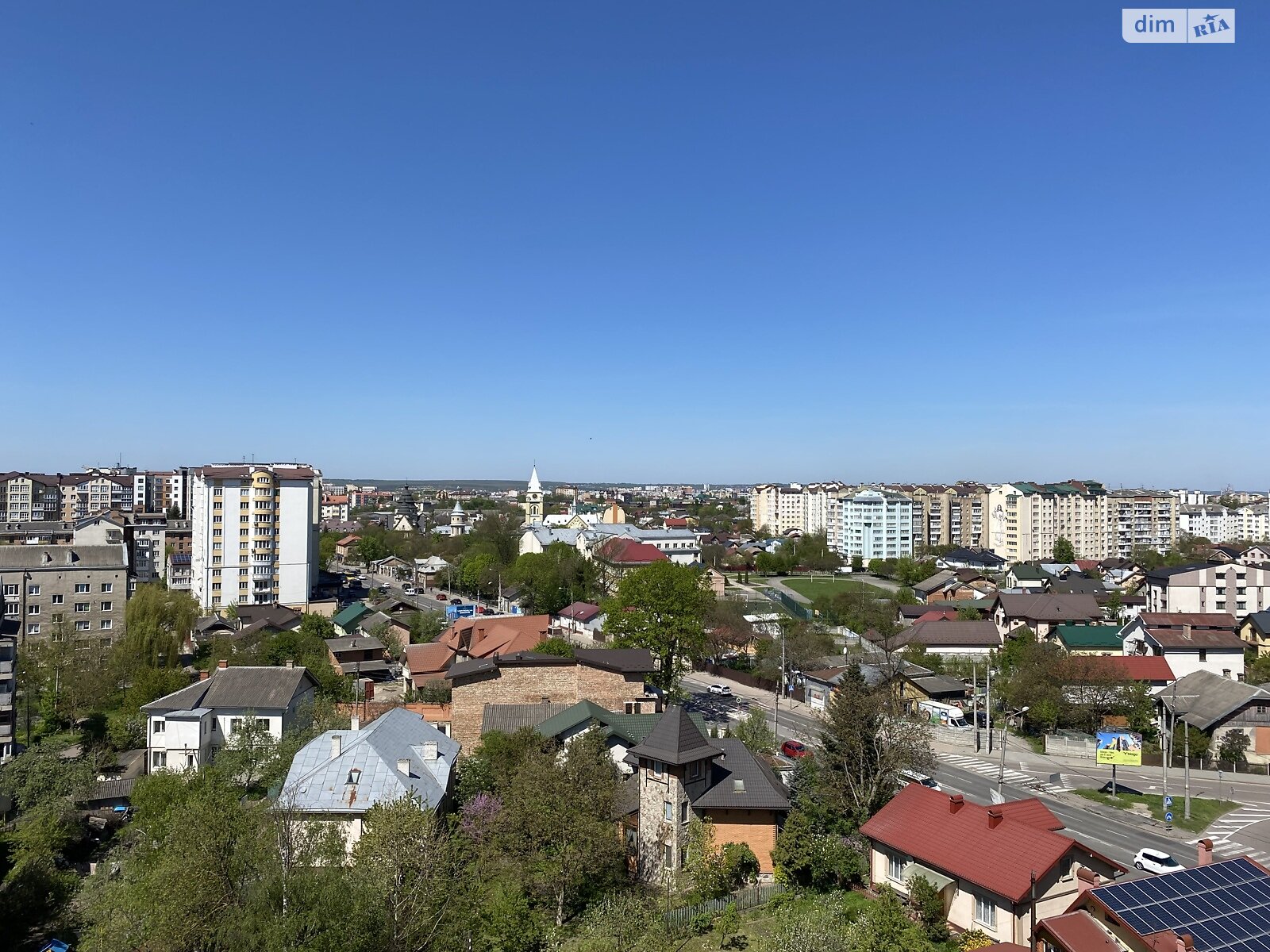Продаж трикімнатної квартири в Івано-Франківську, на вул. Незалежності (Горького) 2А, район Майзлі фото 1 Продаж трикімнатної квартири в Івано-Франківську, на вул. Незалежності (Горького) 2А, район Майзлі фото 1