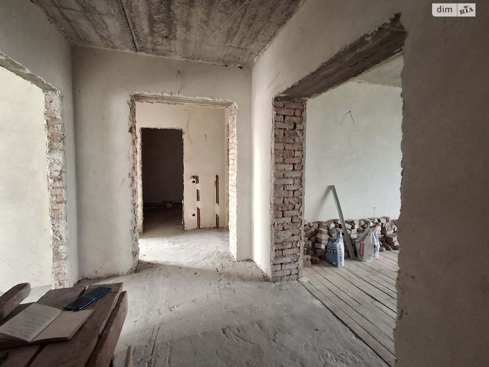 Продажа трехкомнатной квартиры в Ивано-Франковске, на ул. Независимости (Горького) 152, район Майзли фото 1