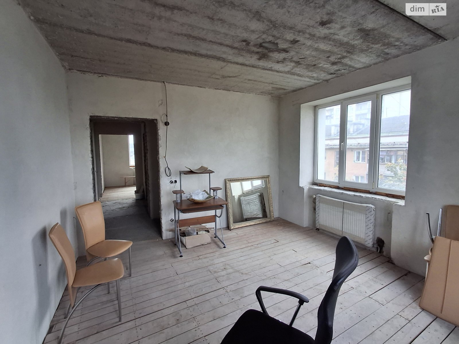 Продажа трехкомнатной квартиры в Ивано-Франковске, на ул. Независимости (Горького) 152, район Майзли фото 1