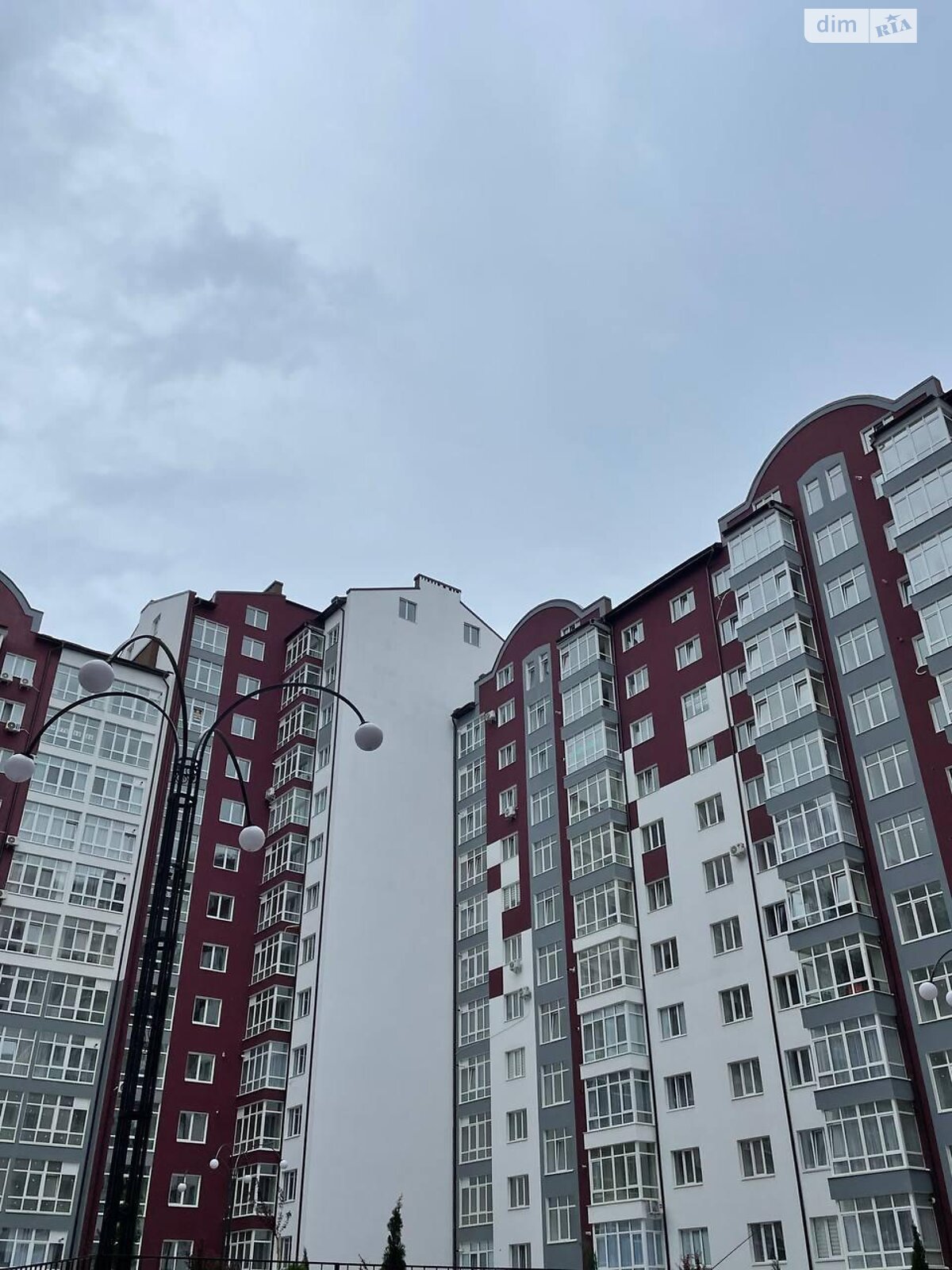 Продажа однокомнатной квартиры в Ивано-Франковске, на ул. Высочана Семена, район Майзли фото 1 Продажа однокомнатной квартиры в Ивано-Франковске, на ул. Высочана Семена, район Майзли фото 1