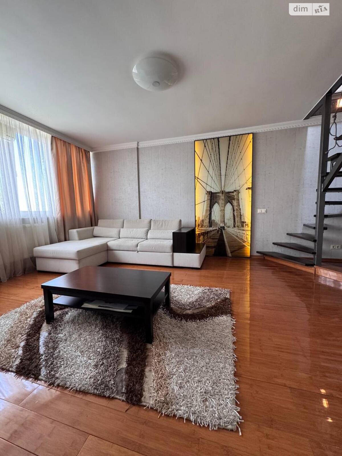 Продажа трехкомнатной квартиры в Ивано-Франковске, на Тополина, район Майзли фото 1 Продажа трехкомнатной квартиры в Ивано-Франковске, на Тополина, район Майзли фото 1