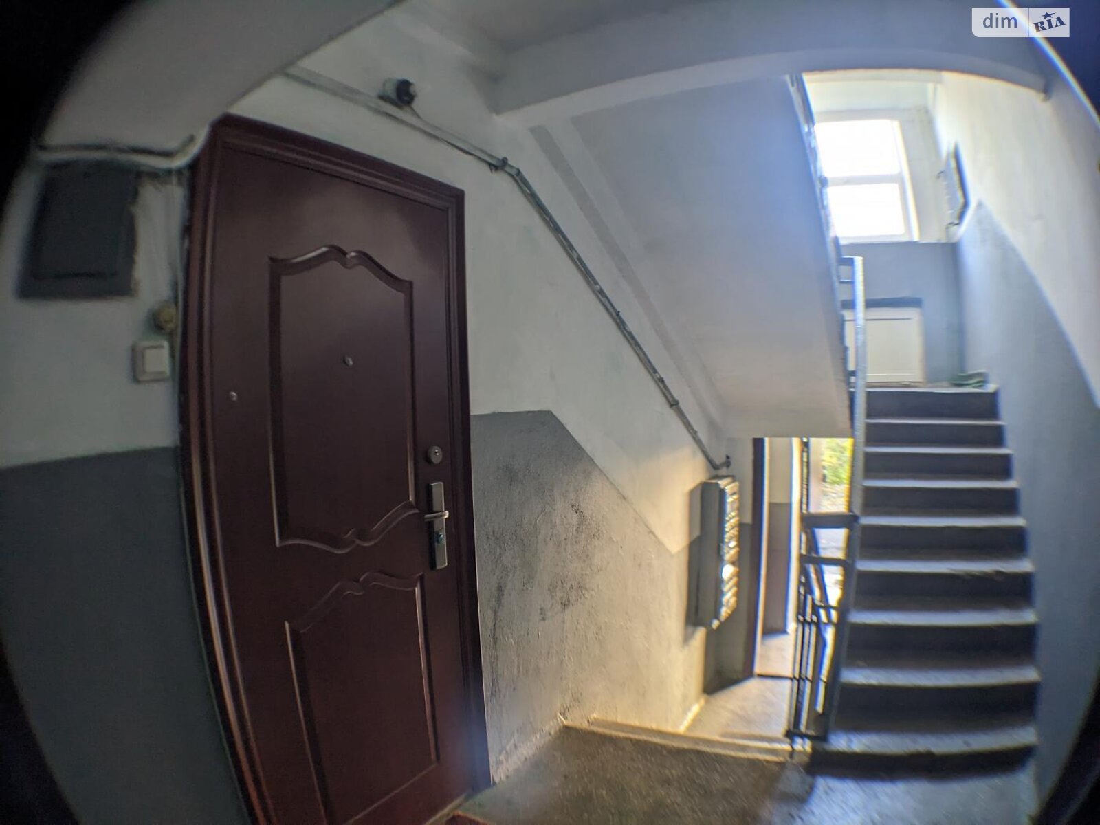 Продаж трикімнатної квартири в Івано-Франківську, на вул. Берегова 25, фото 1 Продаж трикімнатної квартири в Івано-Франківську, на вул. Берегова 25, фото 1