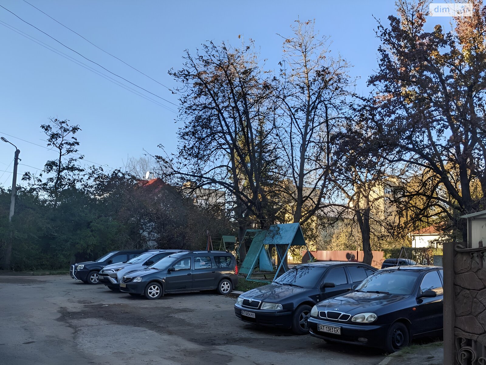 Продаж трикімнатної квартири в Івано-Франківську, на вул. Берегова 25, фото 1 Продаж трикімнатної квартири в Івано-Франківську, на вул. Берегова 25, фото 1