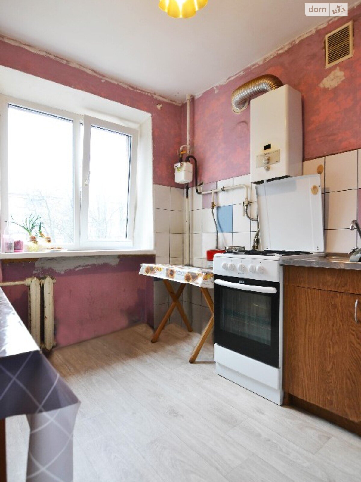 Продажа однокомнатной квартиры в Ивано-Франковске, на ул. Пулюя И. 2, фото 1 Продажа однокомнатной квартиры в Ивано-Франковске, на ул. Пулюя И. 2, фото 1