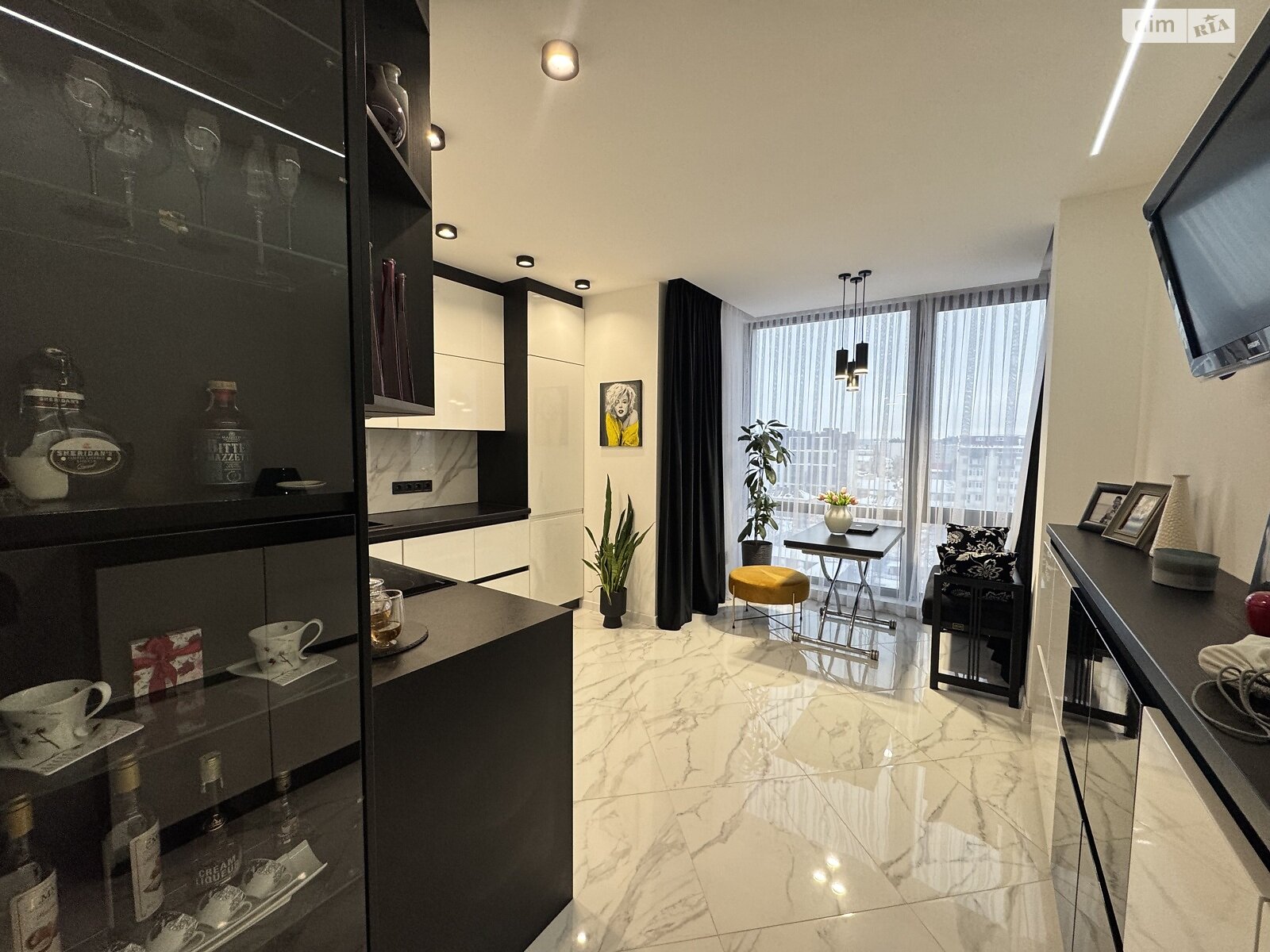 Продажа однокомнатной квартиры в Ивано-Франковске, на ул. Ленкавского 34 корпус 1, район Набережная фото 1