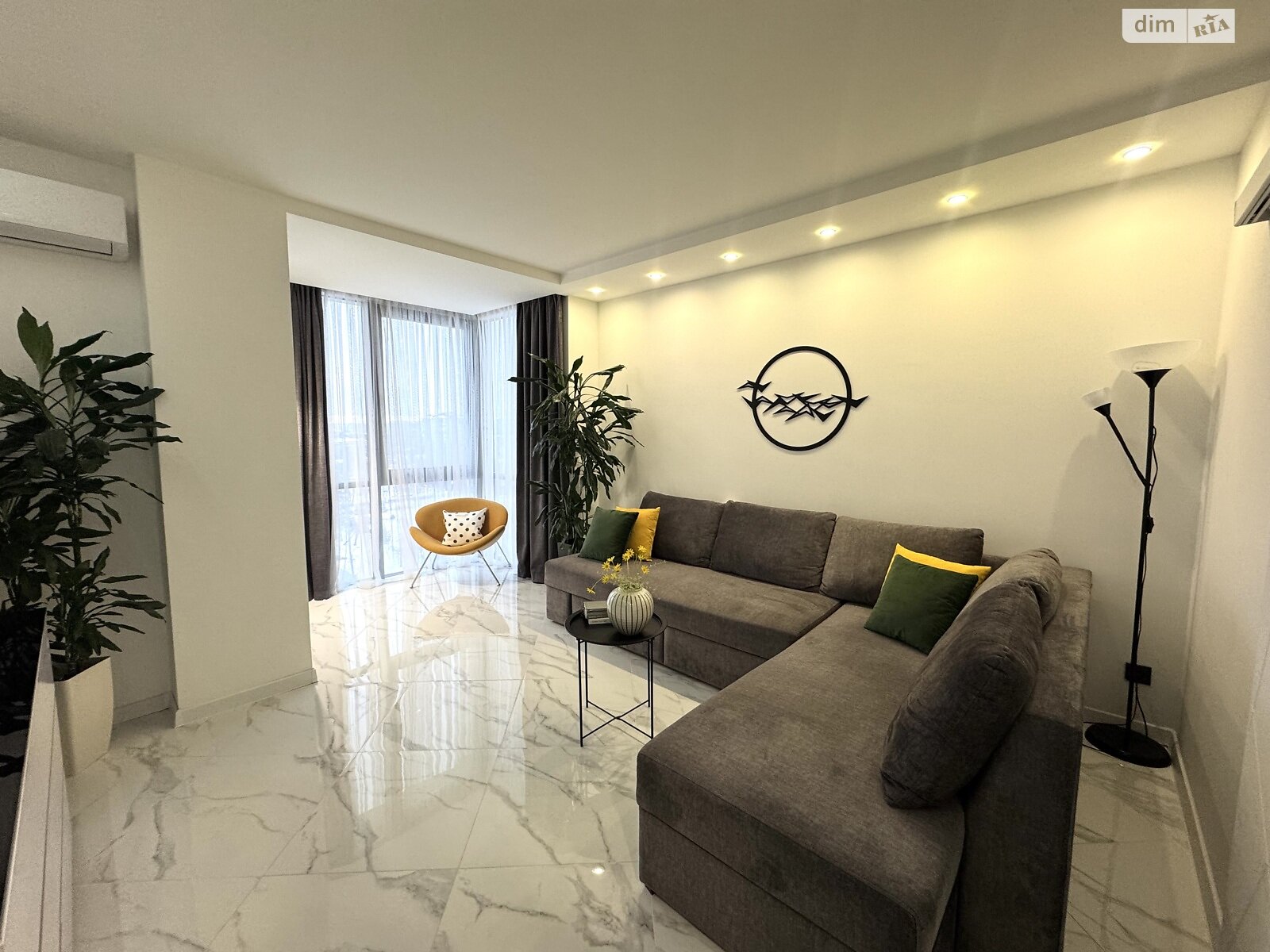 Продажа однокомнатной квартиры в Ивано-Франковске, на ул. Ленкавского 34 корпус 1, район Набережная фото 1