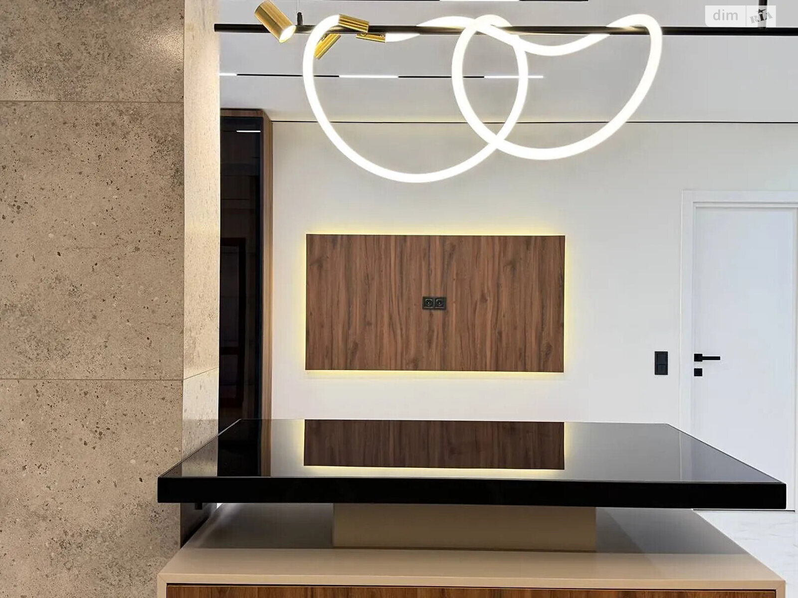 Продажа двухкомнатной квартиры в Ивано-Франковске, на ул. Ленкавского 34 корпус 6, район Набережная фото 1