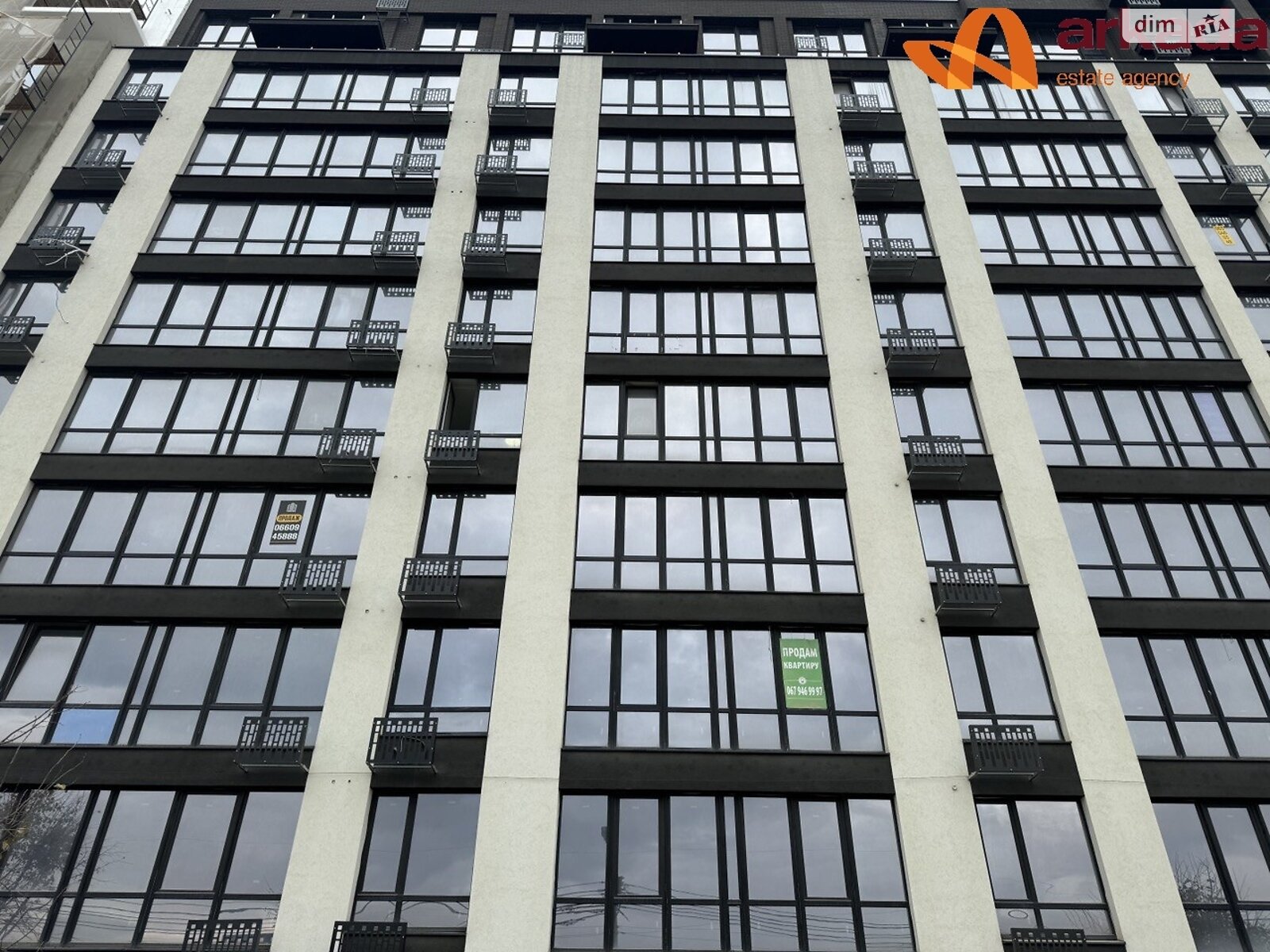 Продажа однокомнатной квартиры в Ивано-Франковске, на ул. Левицкого Романа 10, район Набережная фото 1 Продажа однокомнатной квартиры в Ивано-Франковске, на ул. Левицкого Романа 10, район Набережная фото 1