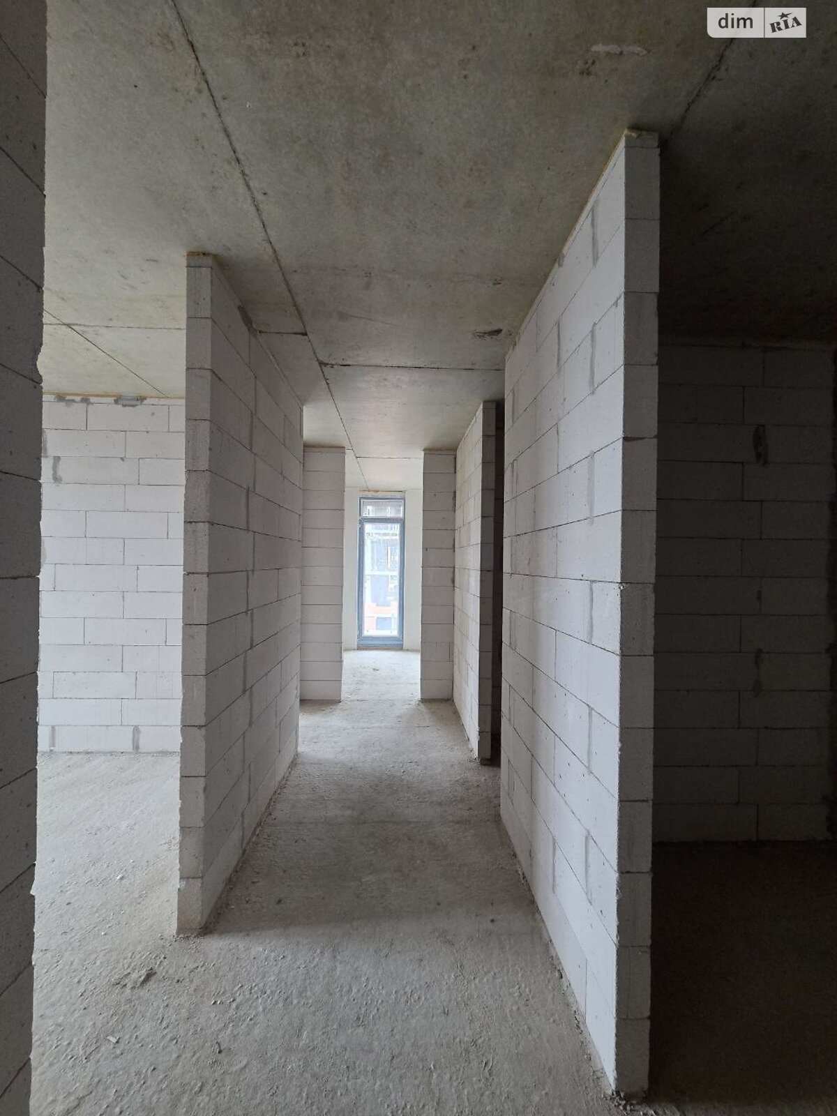 Продаж трикімнатної квартири в Івано-Франківську, на вул. Левицького Романа, район Набережна фото 1 Продаж трикімнатної квартири в Івано-Франківську, на вул. Левицького Романа, район Набережна фото 1