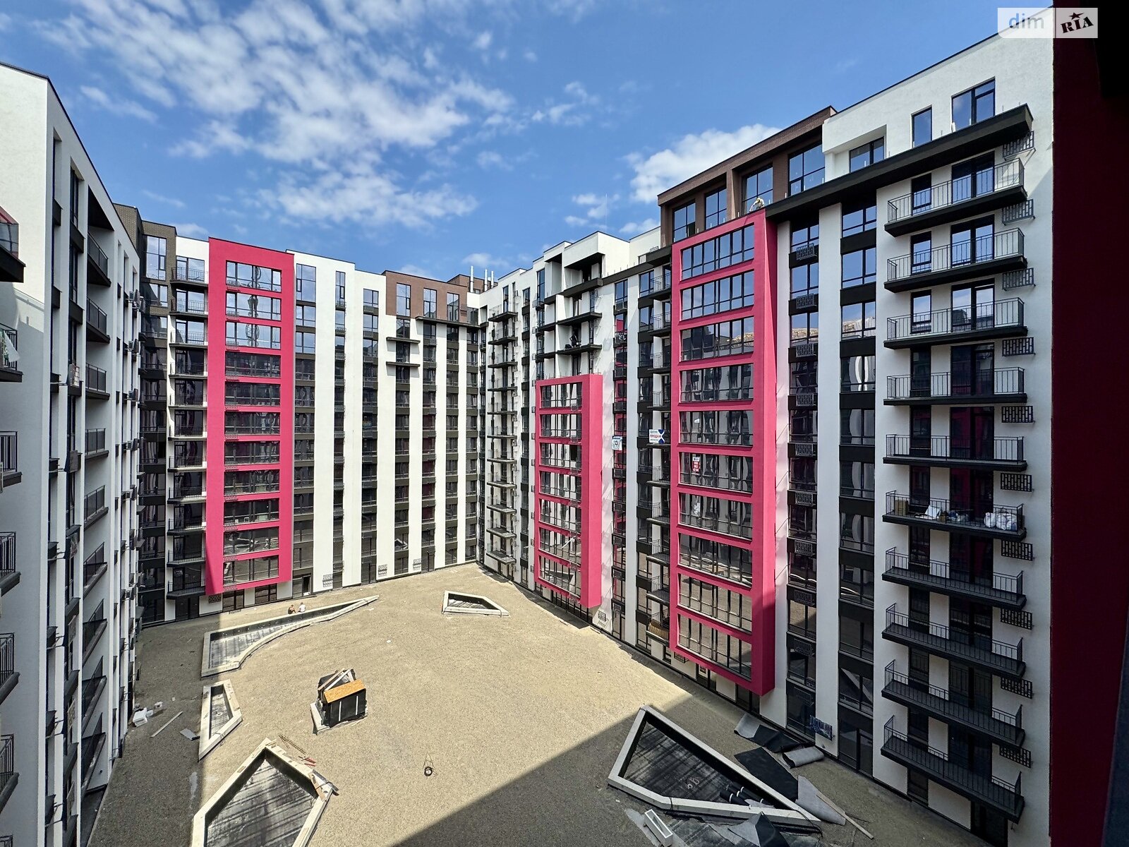 Продажа однокомнатной квартиры в Ивано-Франковске, на ул. Левицкого Романа, район Набережная фото 1 Продажа однокомнатной квартиры в Ивано-Франковске, на ул. Левицкого Романа, район Набережная фото 1