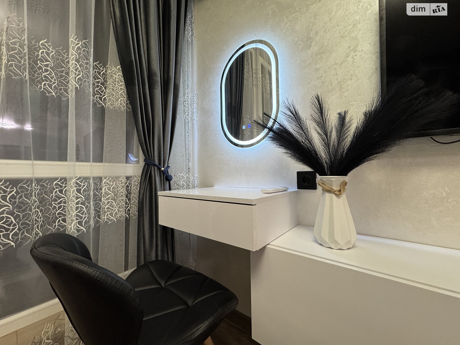 Продажа однокомнатной квартиры в Ивано-Франковске, на ул. Левицкого Романа 10, район Набережная фото 1