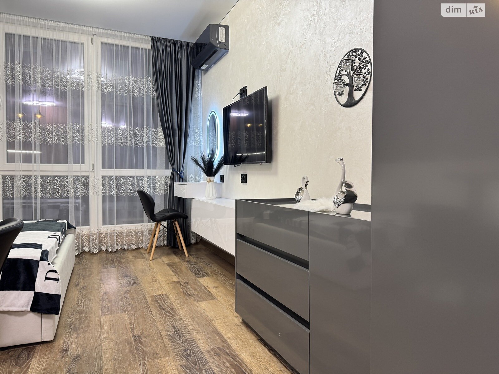 Продажа однокомнатной квартиры в Ивано-Франковске, на ул. Левицкого Романа 10, район Набережная фото 1