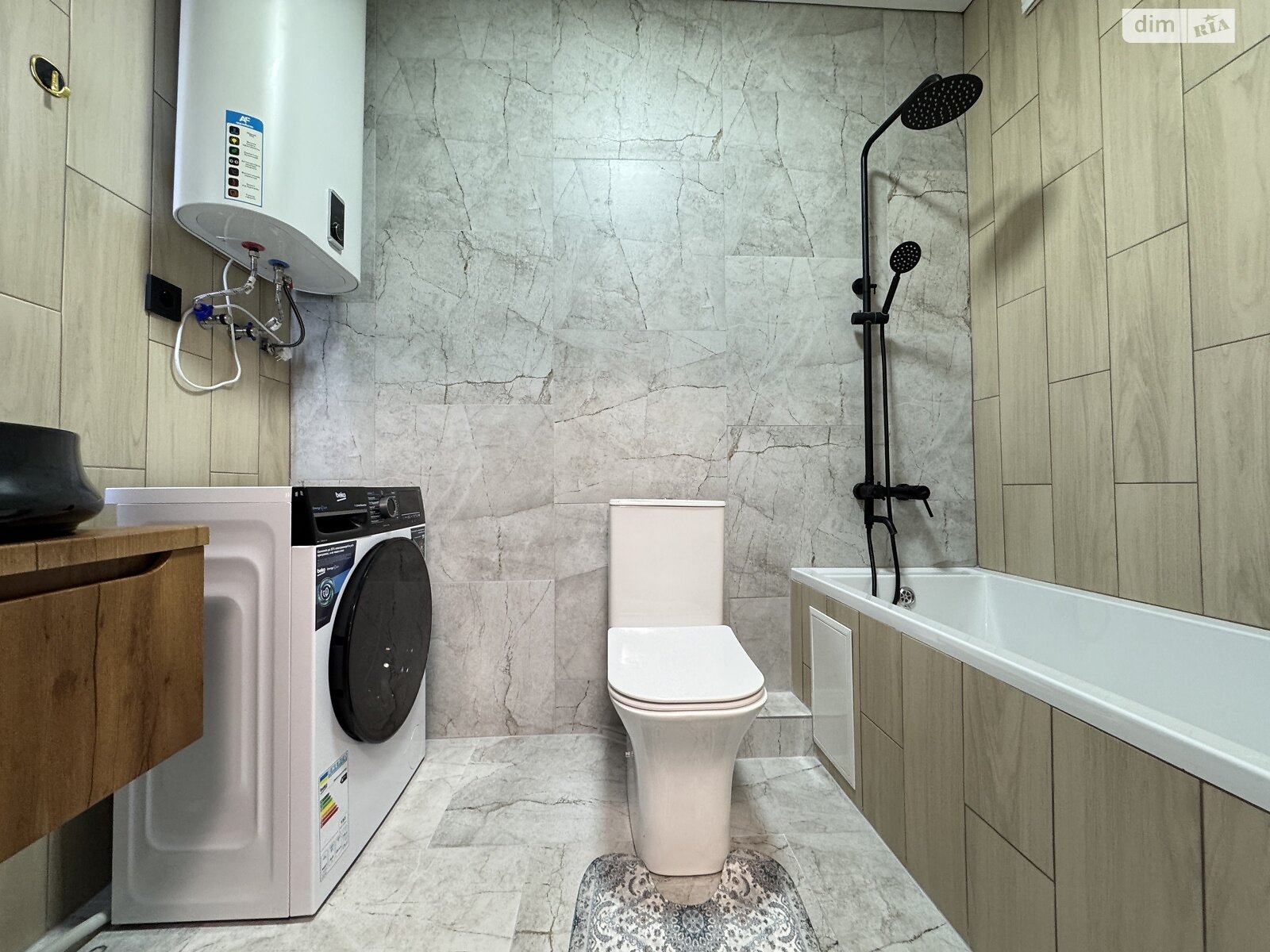 Продажа однокомнатной квартиры в Ивано-Франковске, на ул. Левицкого Романа 10, район Набережная фото 1