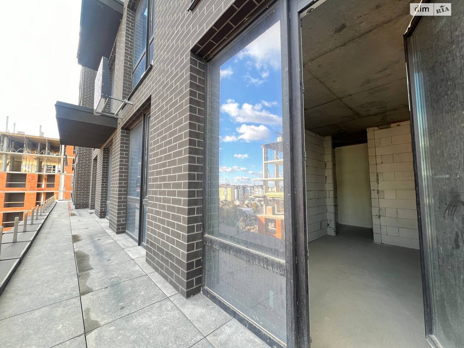 Продажа двухкомнатной квартиры в Ивано-Франковске, на ул. Левицкого Романа 4, район Набережная фото 1