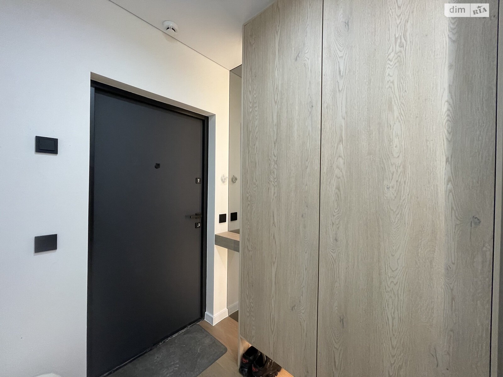 Продажа однокомнатной квартиры в Ивано-Франковске, на ул. Левицкого Романа 34, район Набережная фото 1