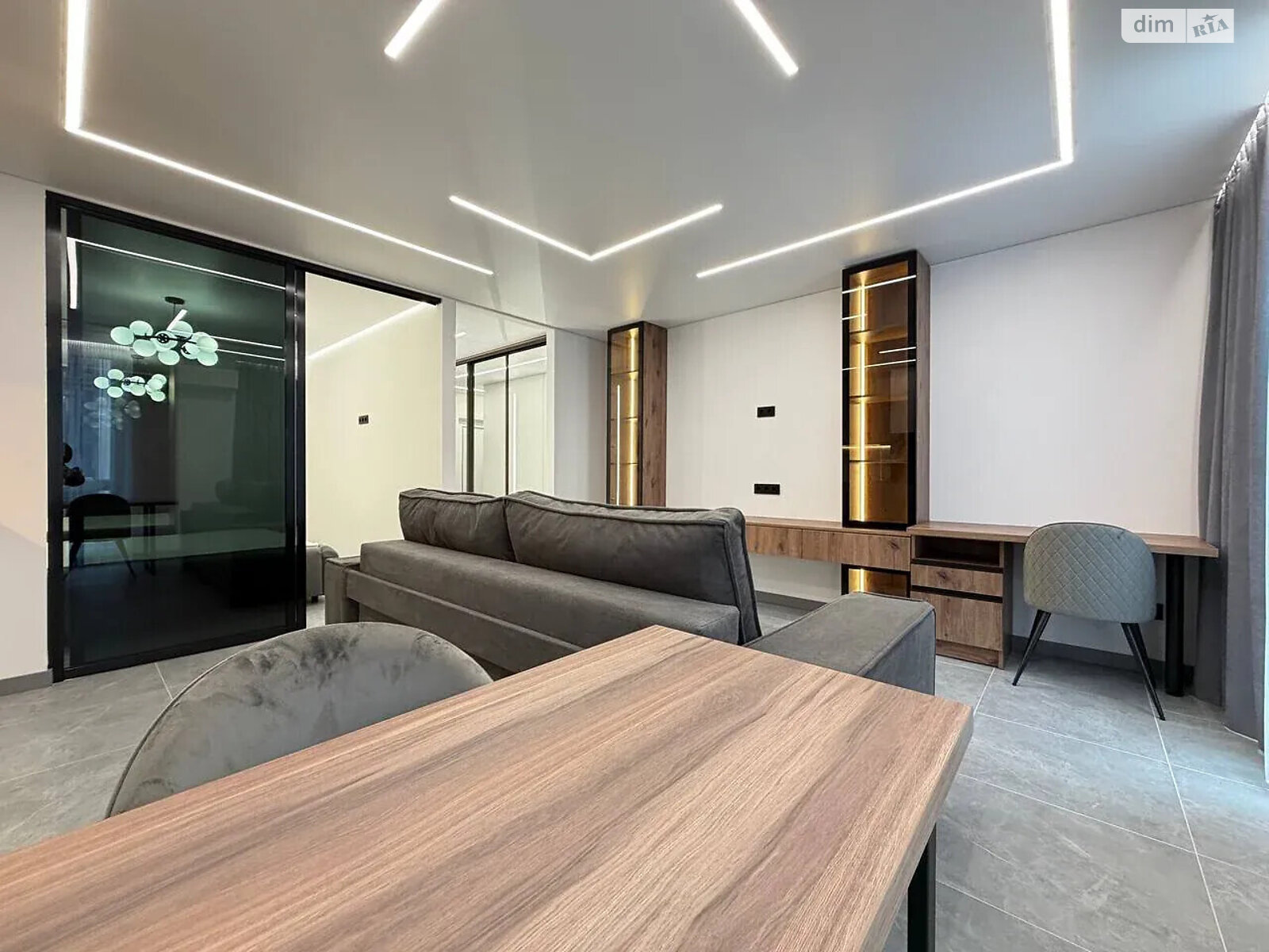 Продажа однокомнатной квартиры в Ивано-Франковске, на ул. Левицкого Романа 4, район Набережная фото 1 Продажа однокомнатной квартиры в Ивано-Франковске, на ул. Левицкого Романа 4, район Набережная фото 1