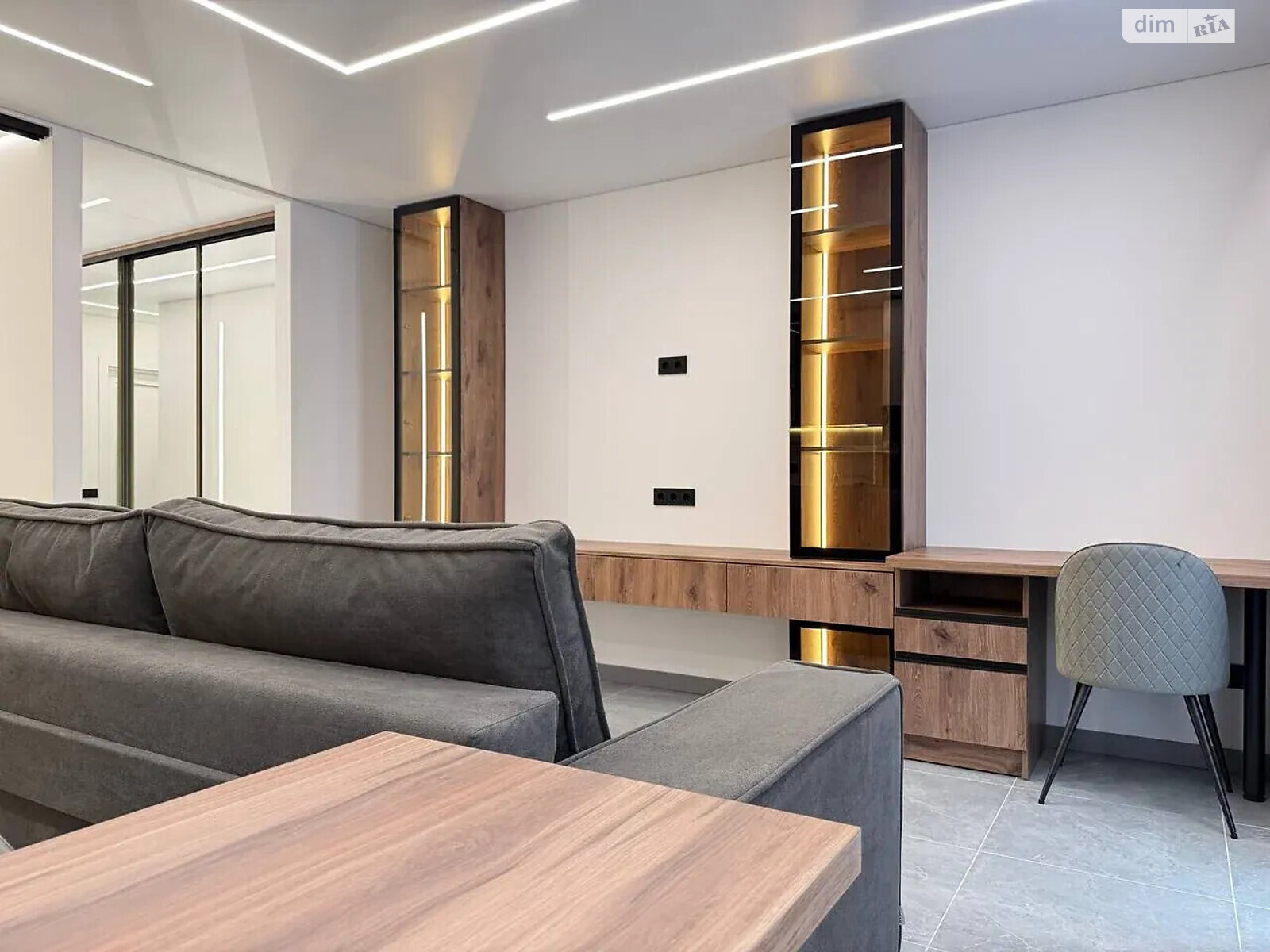 Продажа однокомнатной квартиры в Ивано-Франковске, на ул. Левицкого Романа 4, район Набережная фото 1 Продажа однокомнатной квартиры в Ивано-Франковске, на ул. Левицкого Романа 4, район Набережная фото 1