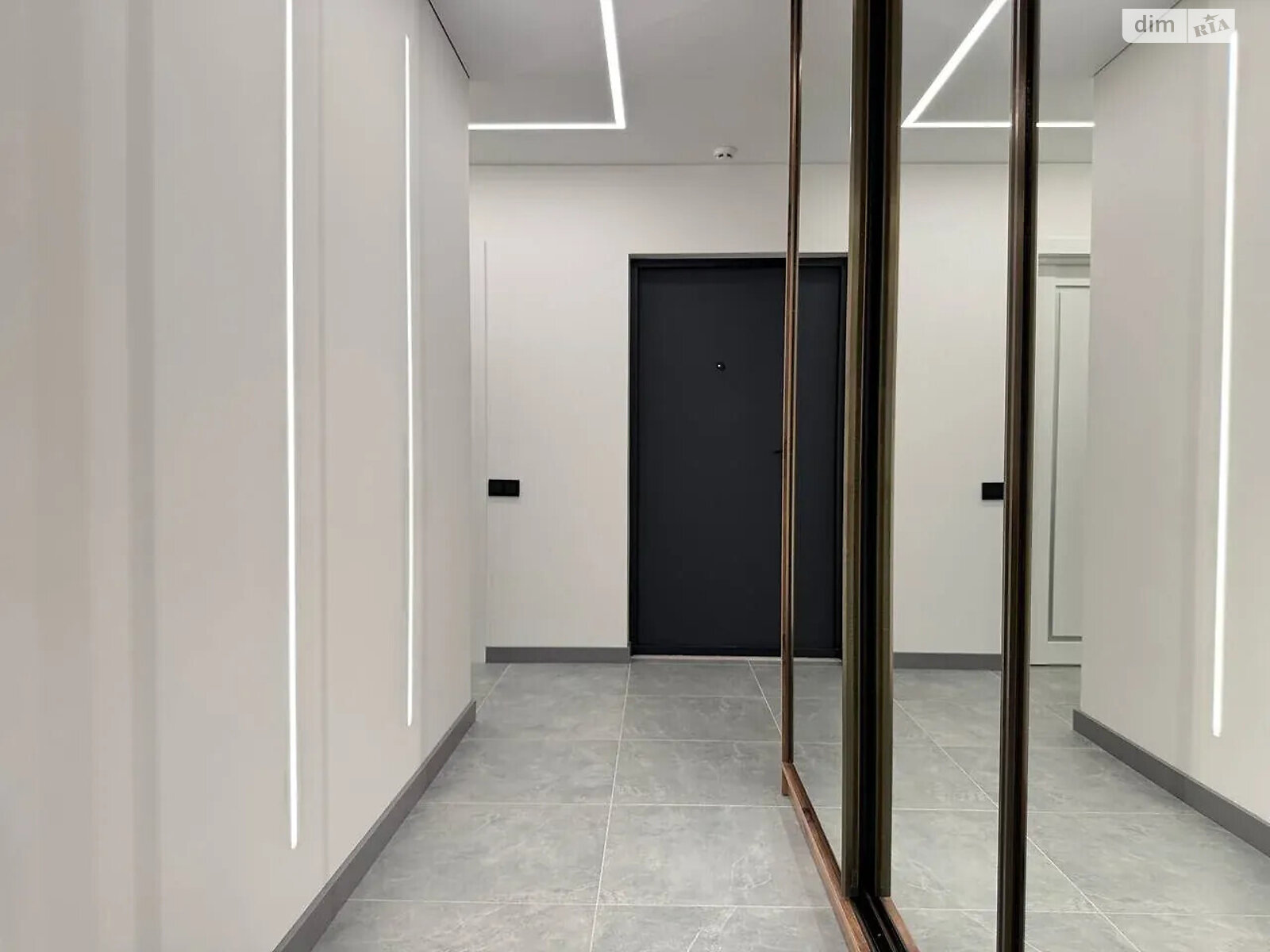 Продажа однокомнатной квартиры в Ивано-Франковске, на ул. Левицкого Романа 4, район Набережная фото 1 Продажа однокомнатной квартиры в Ивано-Франковске, на ул. Левицкого Романа 4, район Набережная фото 1