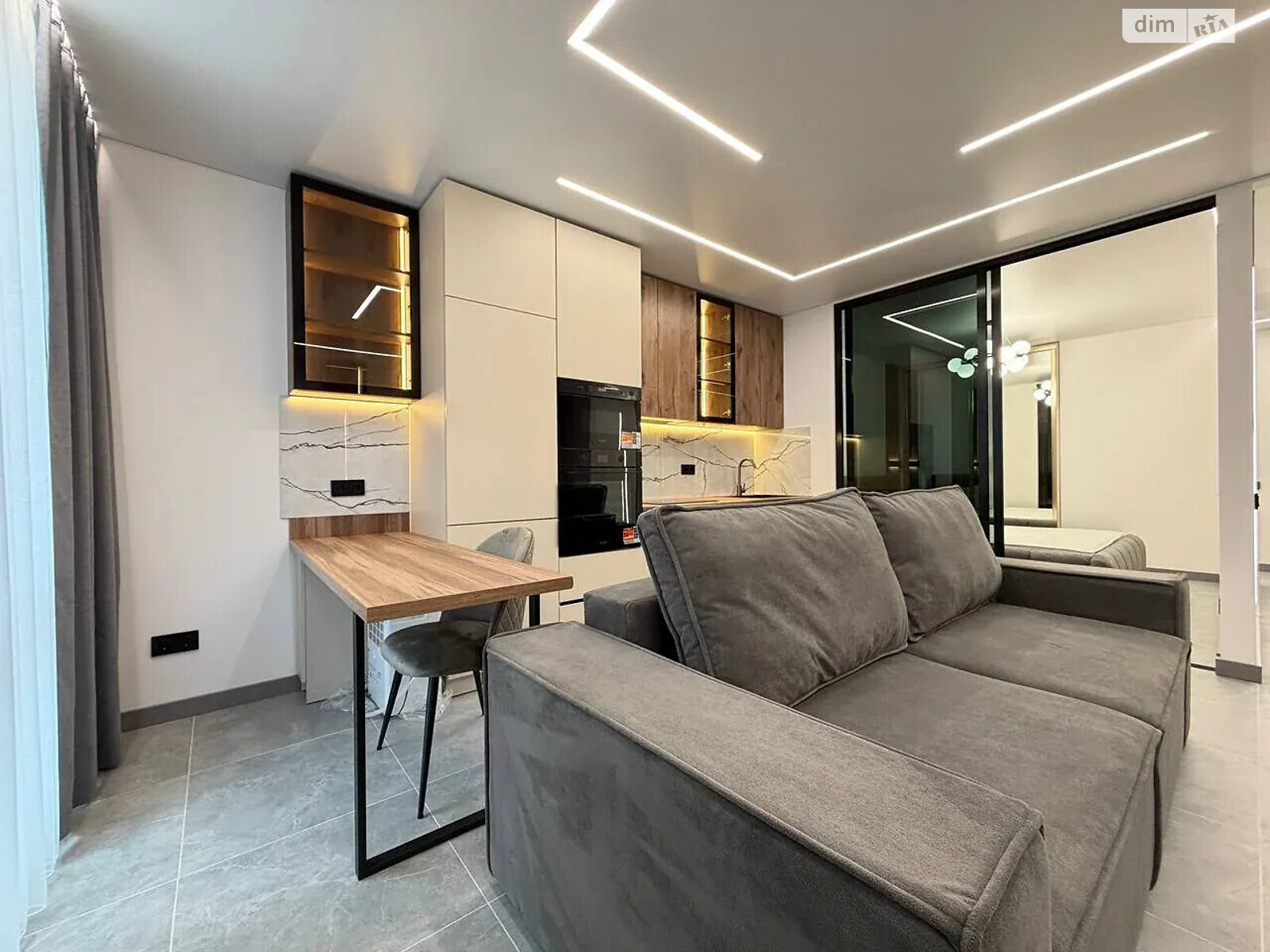 Продажа однокомнатной квартиры в Ивано-Франковске, на ул. Левицкого Романа 4, район Набережная фото 1 Продажа однокомнатной квартиры в Ивано-Франковске, на ул. Левицкого Романа 4, район Набережная фото 1