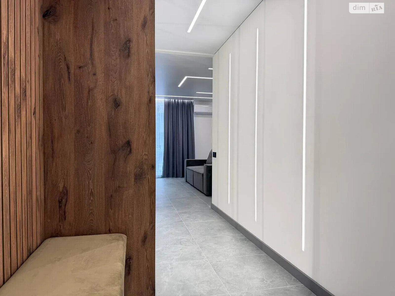 Продажа однокомнатной квартиры в Ивано-Франковске, на ул. Левицкого Романа 4, район Набережная фото 1 Продажа однокомнатной квартиры в Ивано-Франковске, на ул. Левицкого Романа 4, район Набережная фото 1