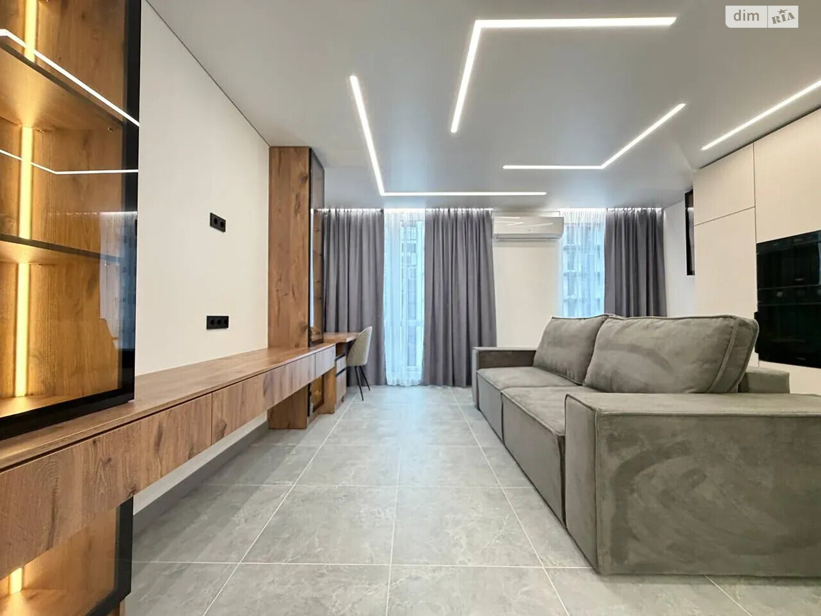 Продажа однокомнатной квартиры в Ивано-Франковске, на ул. Левицкого Романа 4, район Набережная фото 1 Продажа однокомнатной квартиры в Ивано-Франковске, на ул. Левицкого Романа 4, район Набережная фото 1