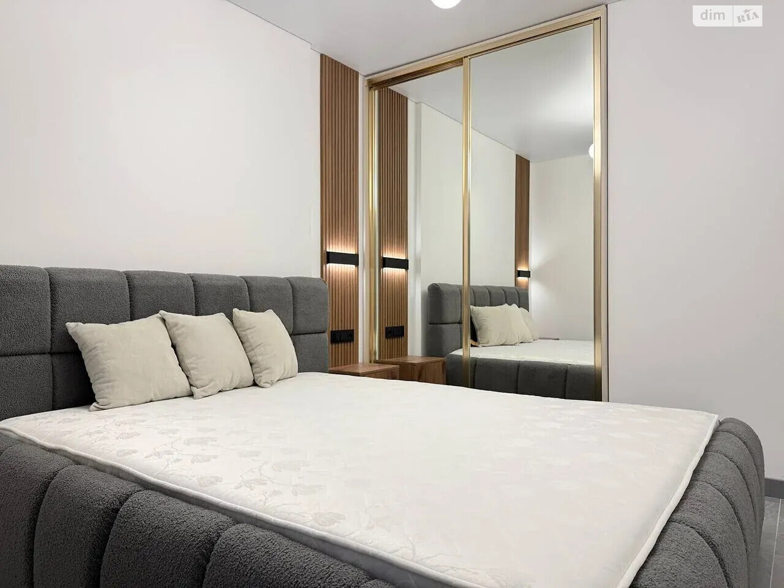 Продажа однокомнатной квартиры в Ивано-Франковске, на ул. Левицкого Романа 4, район Набережная фото 1 Продажа однокомнатной квартиры в Ивано-Франковске, на ул. Левицкого Романа 4, район Набережная фото 1