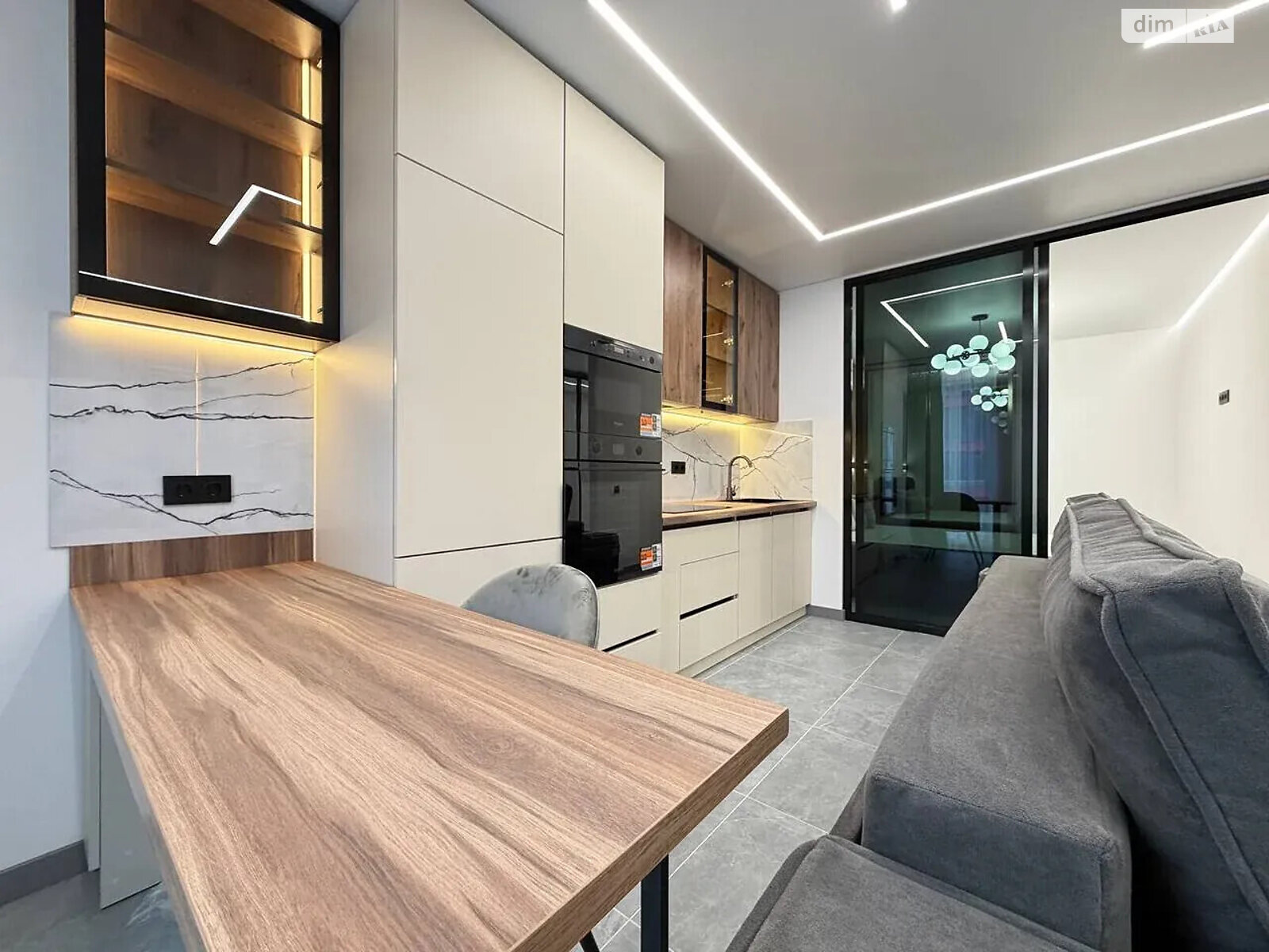 Продажа однокомнатной квартиры в Ивано-Франковске, на ул. Левицкого Романа 4, район Набережная фото 1 Продажа однокомнатной квартиры в Ивано-Франковске, на ул. Левицкого Романа 4, район Набережная фото 1