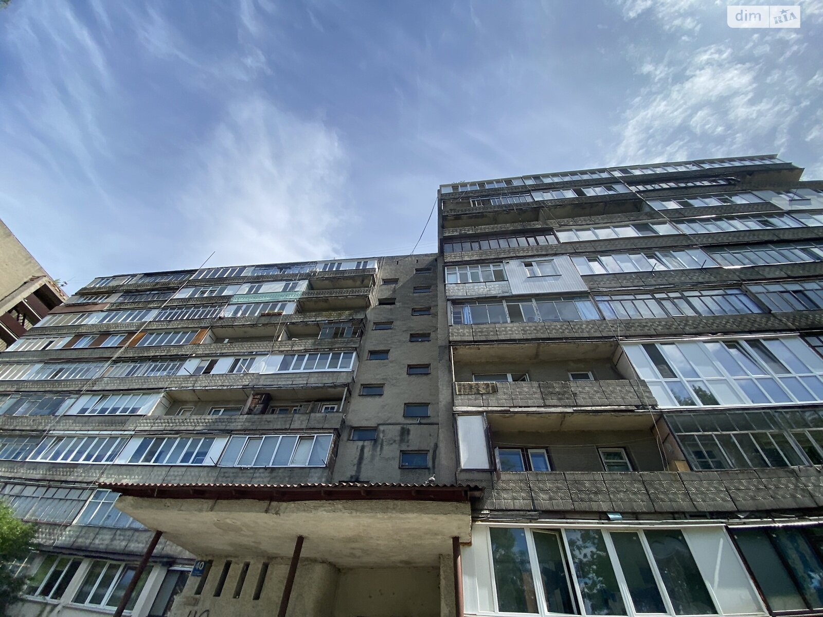 Продажа однокомнатной квартиры в Ивано-Франковске, на ул. Набережная имени Василия Стефаника 40, район Набережная фото 1 Продажа однокомнатной квартиры в Ивано-Франковске, на ул. Набережная имени Василия Стефаника 40, район Набережная фото 1