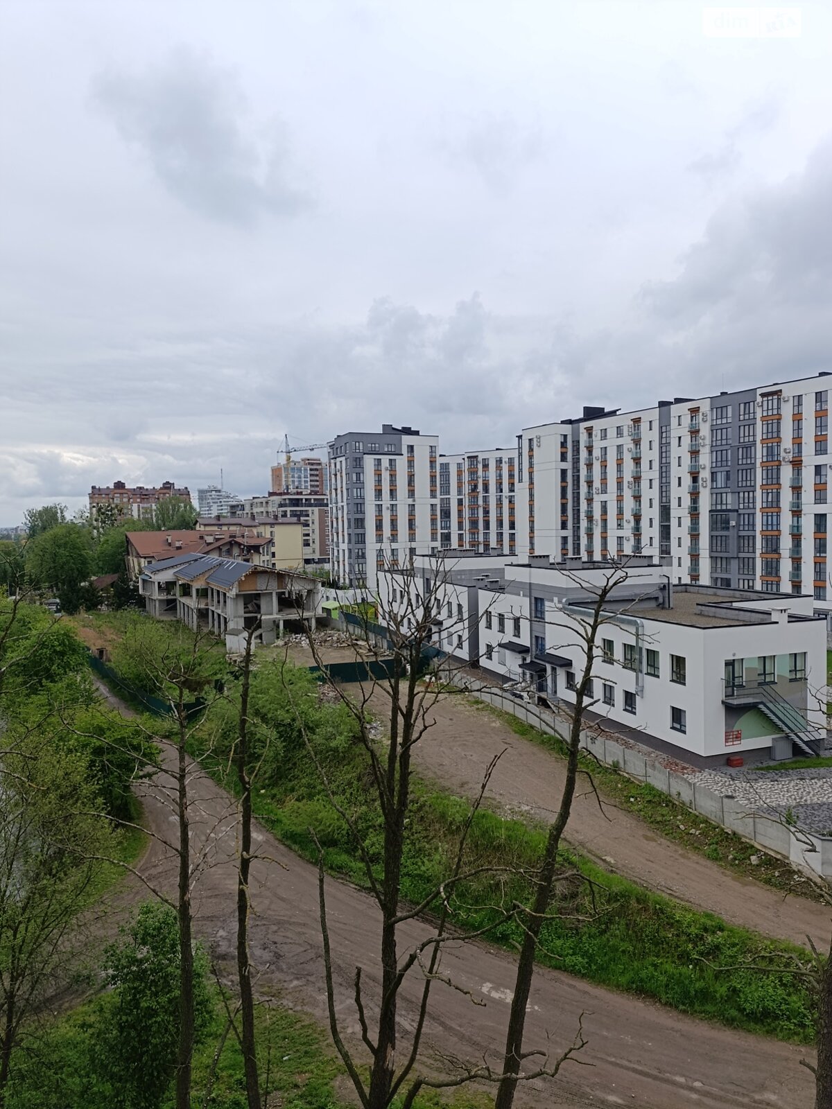 Продаж двокімнатної квартири в Івано-Франківську, на вул. Приозерна 21, кв. 27, район Набережна фото 1 Продаж двокімнатної квартири в Івано-Франківську, на вул. Приозерна 21, кв. 27, район Набережна фото 1