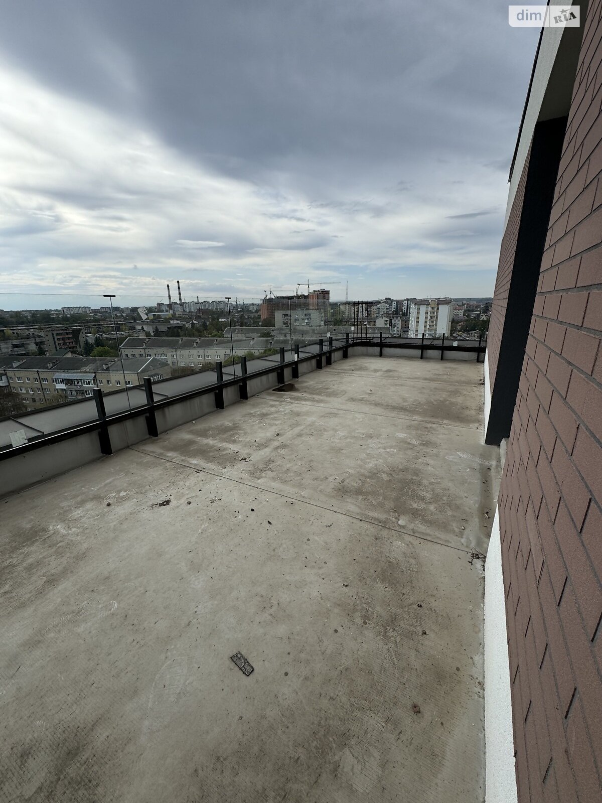 Продажа двухкомнатной квартиры в Ивано-Франковске, на ул. Независимости (Горького) 2А, фото 1 Продажа двухкомнатной квартиры в Ивано-Франковске, на ул. Независимости (Горького) 2А, фото 1