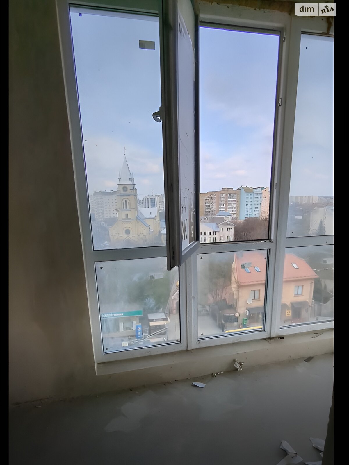 Продажа двухкомнатной квартиры в Ивано-Франковске, на ул. Независимости (Горького) 148А, фото 1 Продажа двухкомнатной квартиры в Ивано-Франковске, на ул. Независимости (Горького) 148А, фото 1