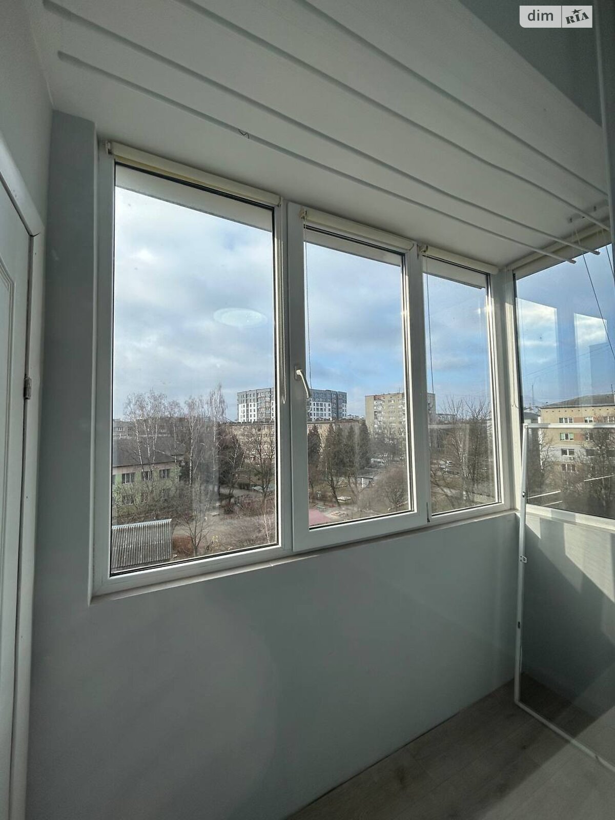 Продаж трикімнатної квартири в Івано-Франківську, на вул. Коновальця Євгена 144А, район Опришівці фото 1 Продаж трикімнатної квартири в Івано-Франківську, на вул. Коновальця Євгена 144А, район Опришівці фото 1
