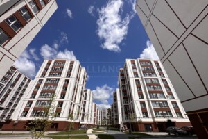 Продажа трехкомнатной квартиры в Ивано-Франковске, на ул. Отца Блавацкого, район Опришовцы фото 2