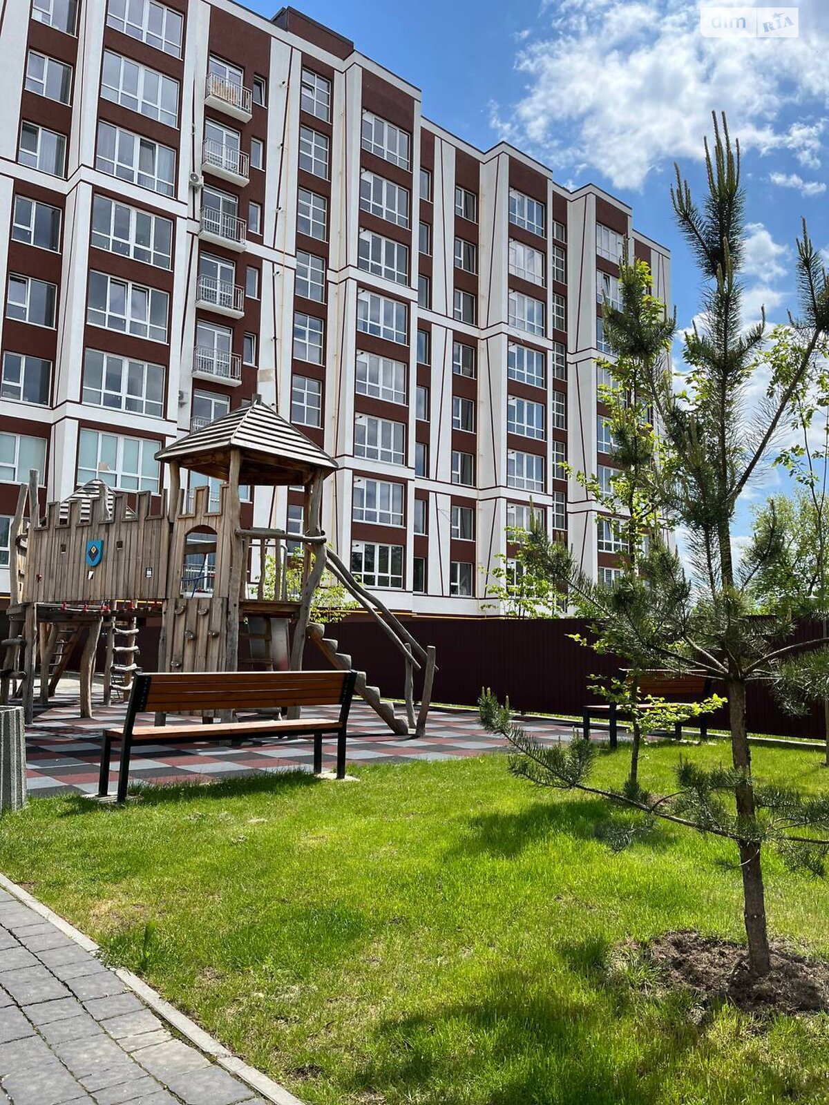 Продаж двокімнатної квартири в Івано-Франківську, на вул. Павла Полуботка, район Опришівці фото 1 Продаж двокімнатної квартири в Івано-Франківську, на вул. Павла Полуботка, район Опришівці фото 1