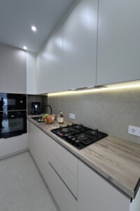 Продажа двухкомнатной квартиры в Ивано-Франковске, на ул. Павла Полуботка 18 корпус 7, район Опришовцы фото 2