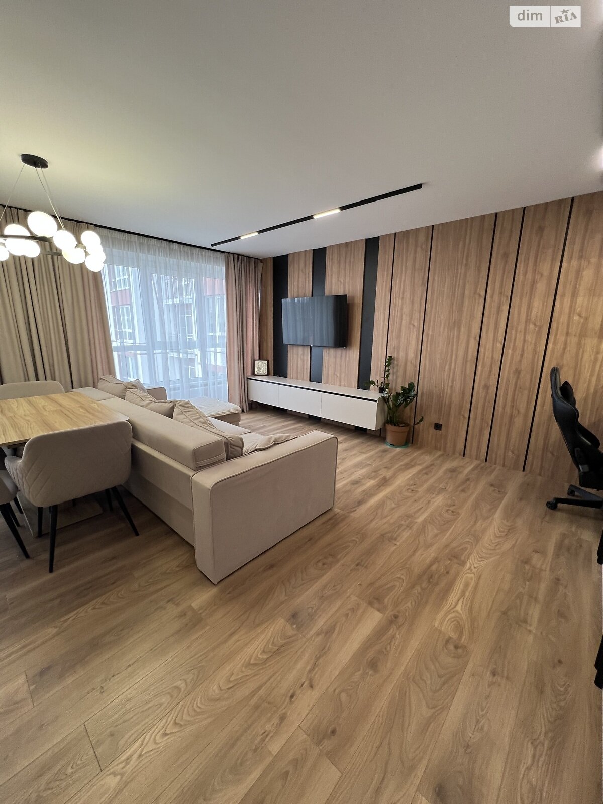 Продаж двокімнатної квартири в Івано-Франківську, на вул. Павла Полуботка 18 корпус 10, район Опришівці фото 1 Продаж двокімнатної квартири в Івано-Франківську, на вул. Павла Полуботка 18 корпус 10, район Опришівці фото 1