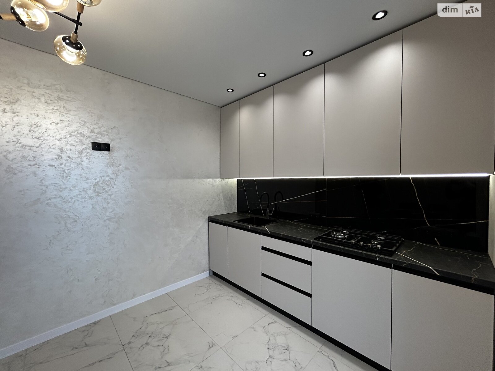 Продажа двухкомнатной квартиры в Ивано-Франковске, на ул. Павла Полуботка 6Г, район Опришовцы фото 1 Продажа двухкомнатной квартиры в Ивано-Франковске, на ул. Павла Полуботка 6Г, район Опришовцы фото 1