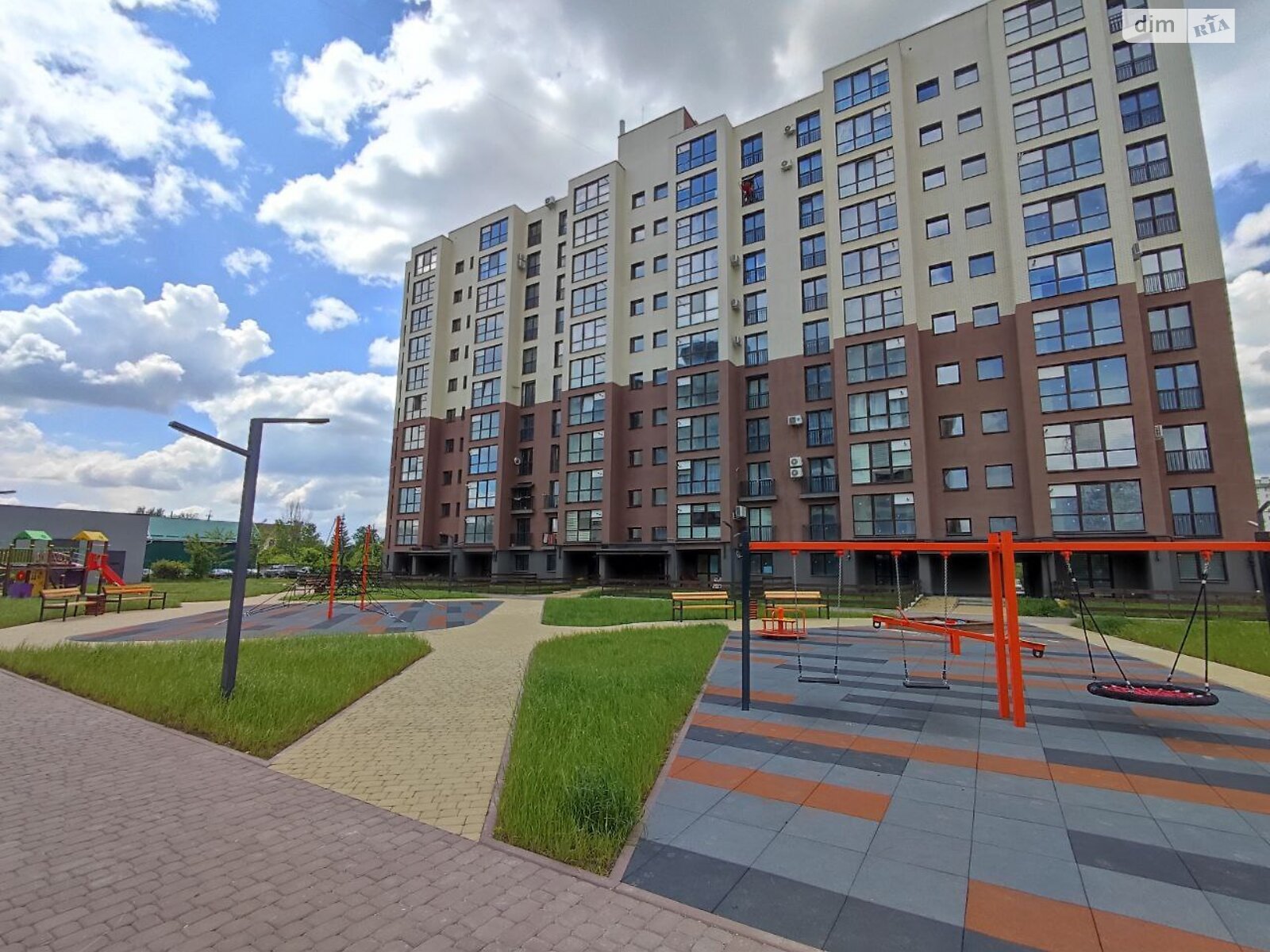 Продажа однокомнатной квартиры в Ивано-Франковске, на ул. Ребета Л. 10Д, район Опришовцы фото 1 Продажа однокомнатной квартиры в Ивано-Франковске, на ул. Ребета Л. 10Д, район Опришовцы фото 1
