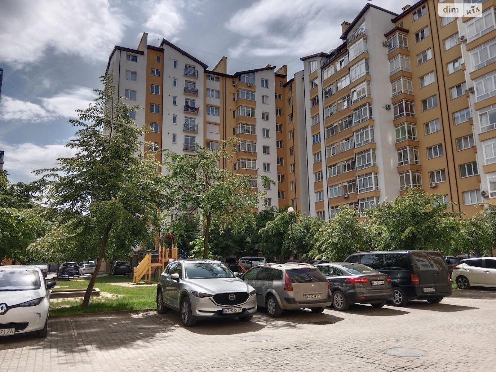 Продаж двокімнатної квартири в Івано-Франківську, на вул. Пасічна 2А, район Пасічна фото 1 Продаж двокімнатної квартири в Івано-Франківську, на вул. Пасічна 2А, район Пасічна фото 1