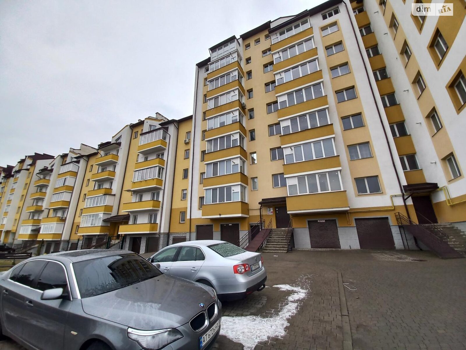 Продажа трехкомнатной квартиры в Ивано-Франковске, на ул. Демьянов Лаз, район Пасечная фото 1 Продажа трехкомнатной квартиры в Ивано-Франковске, на ул. Демьянов Лаз, район Пасечная фото 1