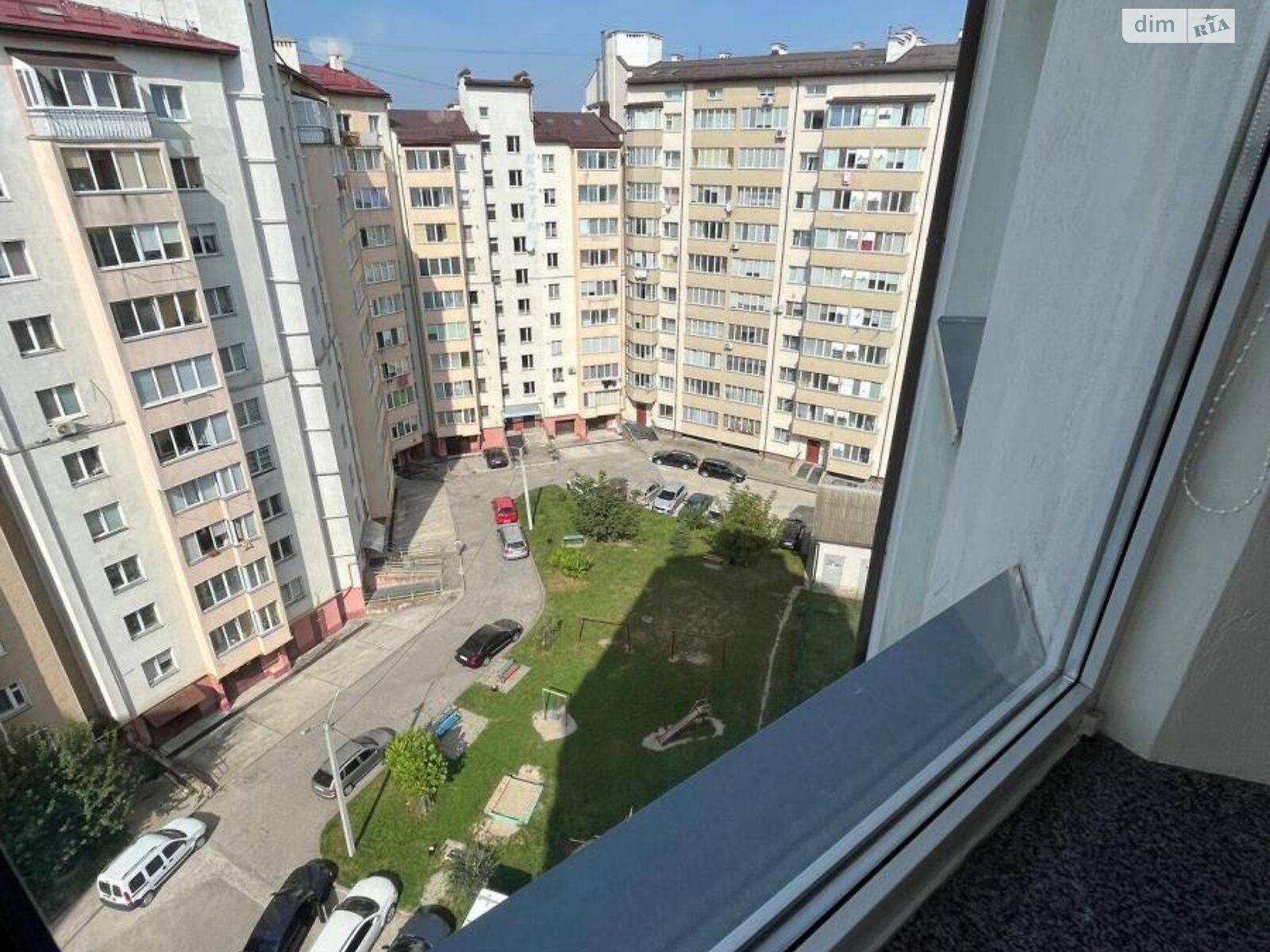 Продаж трикімнатної квартири в Івано-Франківську, на вул. Федьковича, район Пасічна фото 1 Продаж трикімнатної квартири в Івано-Франківську, на вул. Федьковича, район Пасічна фото 1