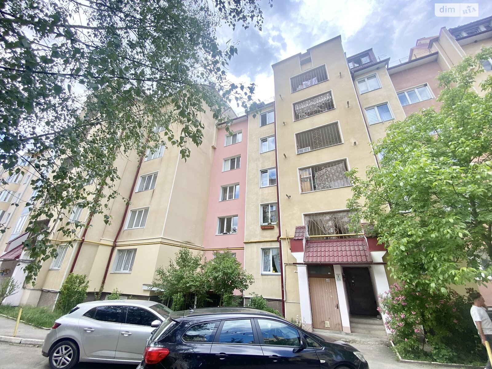 Продажа трехкомнатной квартиры в Ивано-Франковске, на ул. Федьковича 7А, район Пасечная фото 1 Продажа трехкомнатной квартиры в Ивано-Франковске, на ул. Федьковича 7А, район Пасечная фото 1
