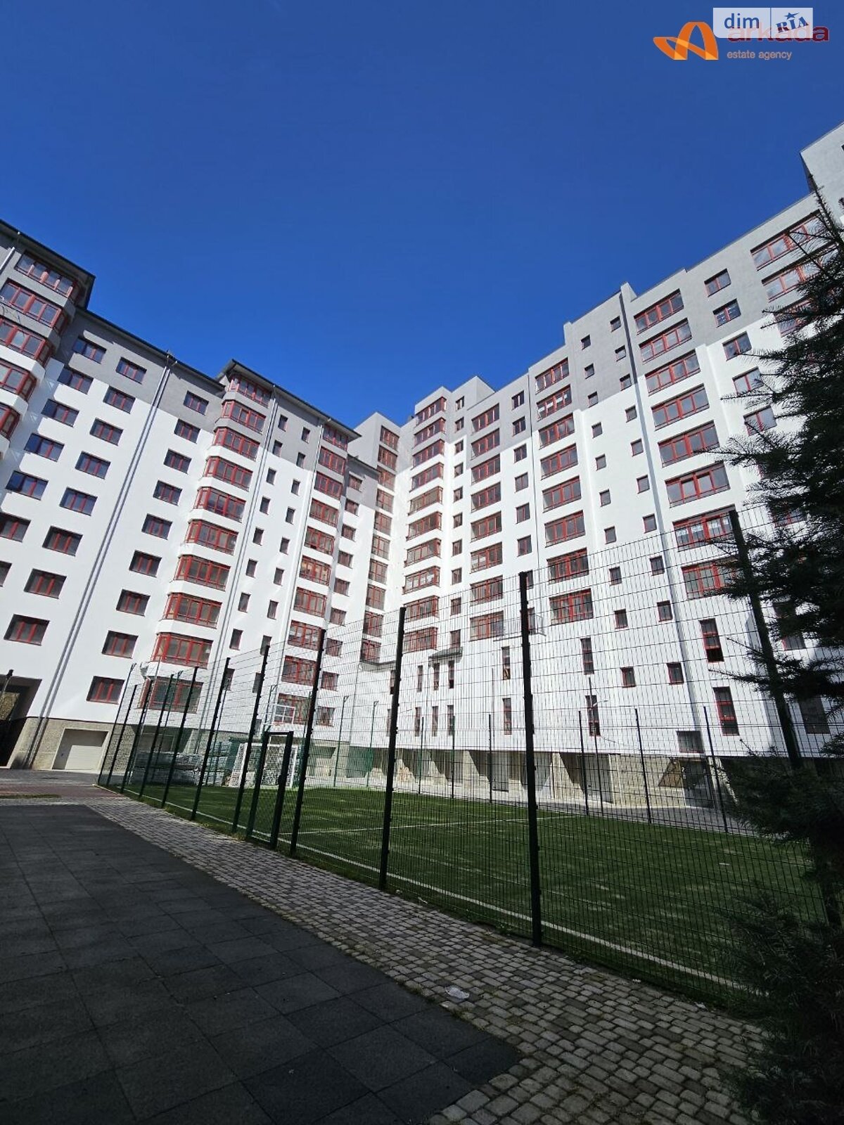 Продаж двокімнатної квартири в Івано-Франківську, на вул. Галицька 143, район Пасічна фото 1