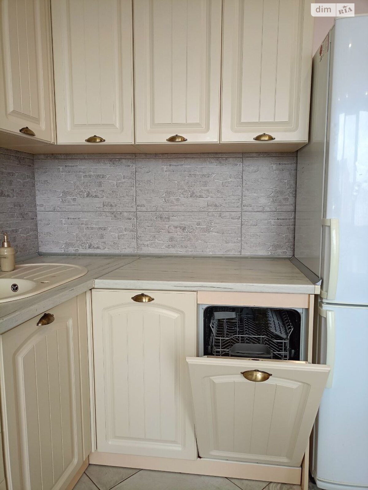 Продажа двухкомнатной квартиры в Ивано-Франковске, на ул. Галицкая 139А, район Пасечная фото 1 Продажа двухкомнатной квартиры в Ивано-Франковске, на ул. Галицкая 139А, район Пасечная фото 1
