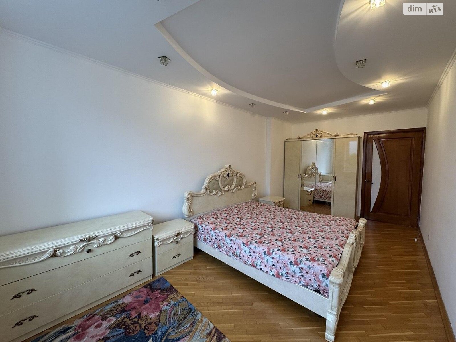 Продаж двокімнатної квартири в Івано-Франківську, на вул. Галицька, район Пасічна фото 1 Продаж двокімнатної квартири в Івано-Франківську, на вул. Галицька, район Пасічна фото 1
