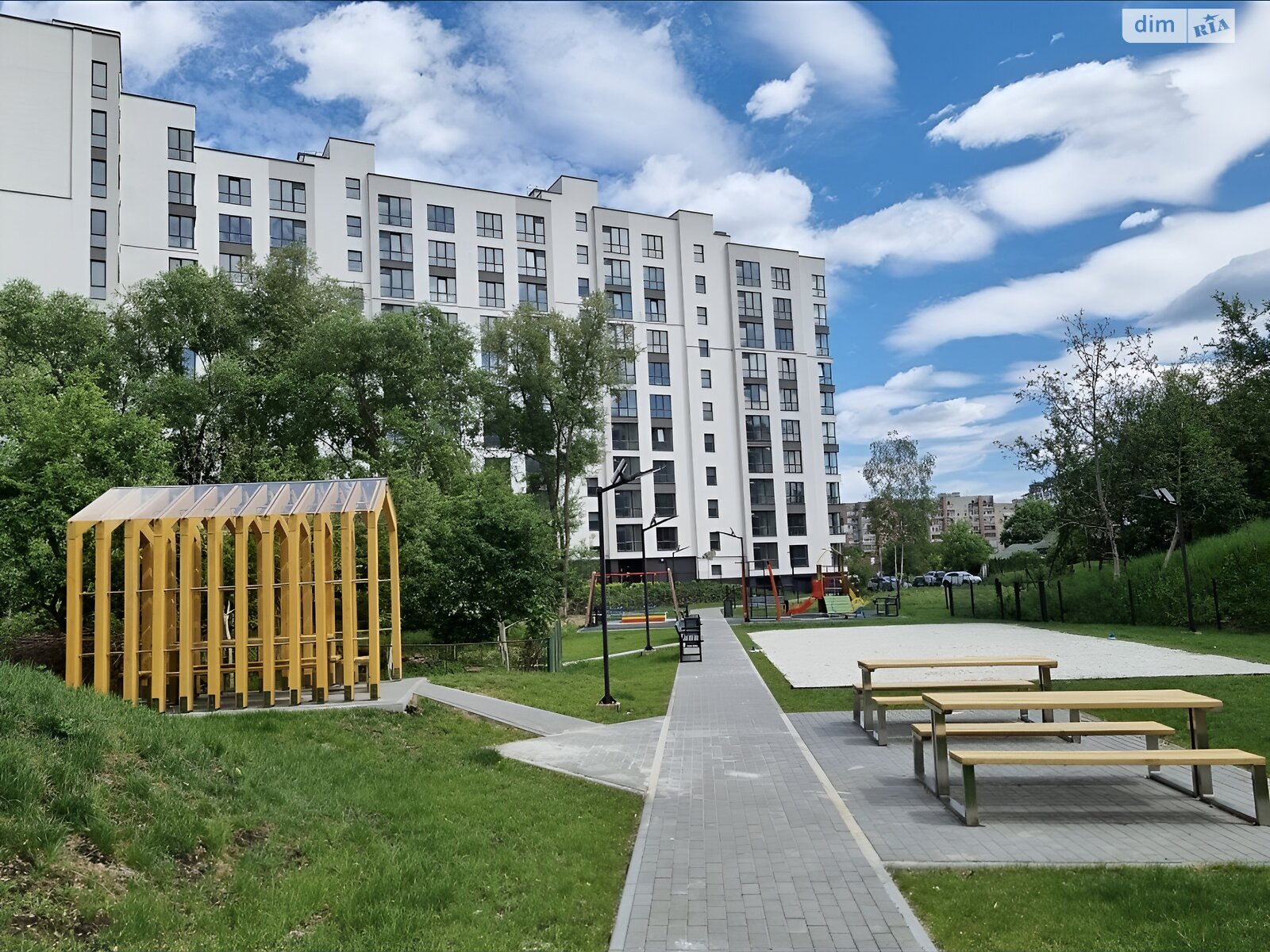 Продаж двокімнатної квартири в Івано-Франківську, на вул. Горбачевського 20, район Пасічна фото 1 Продаж двокімнатної квартири в Івано-Франківську, на вул. Горбачевського 20, район Пасічна фото 1